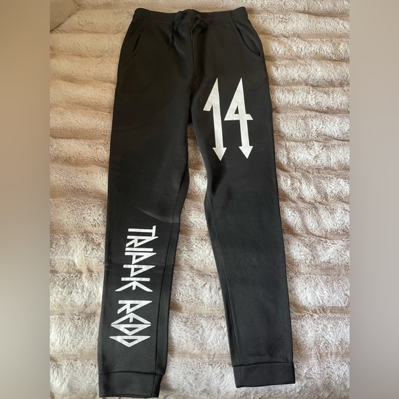 Trippie Redd sweats - Picture 1 of 2